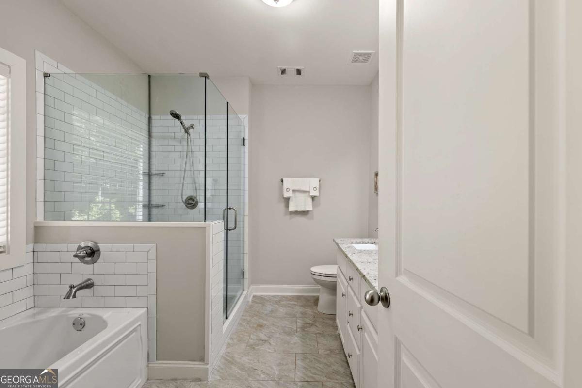 6253 Main Street Lula - 20