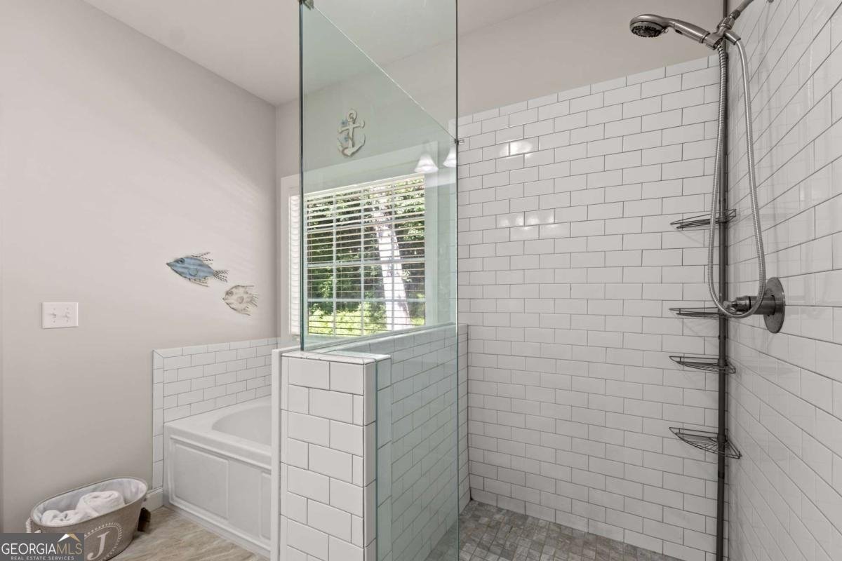 6253 Main Street Lula - 22