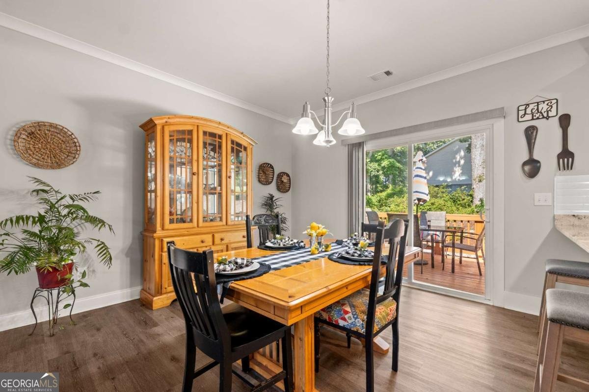 6253 Main Street Lula - 9