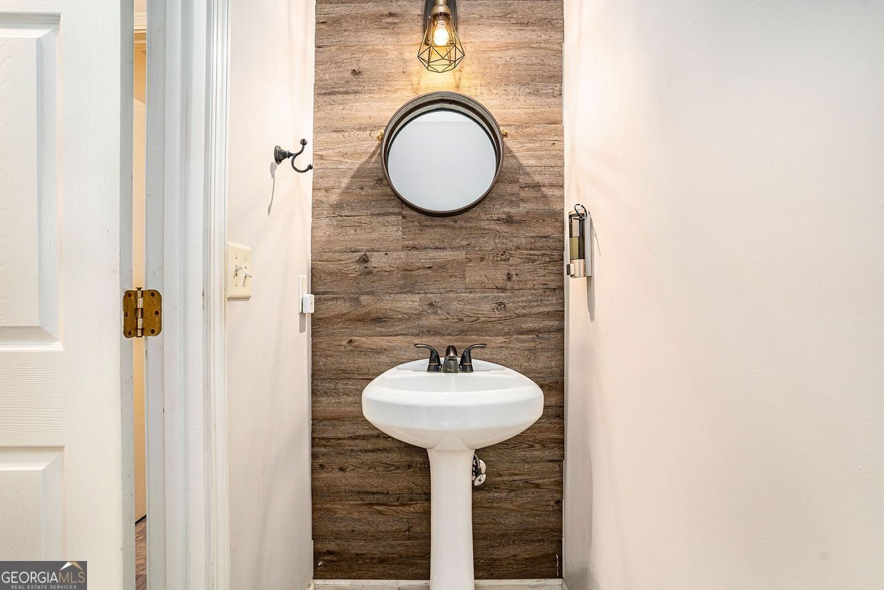 3205 HALEYS Conyers - 7