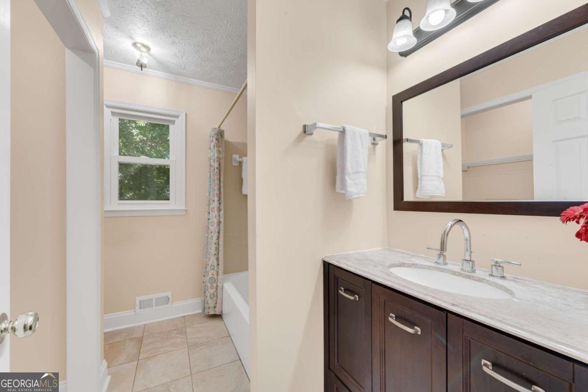 2212 Heritage Trace View Marietta - 11