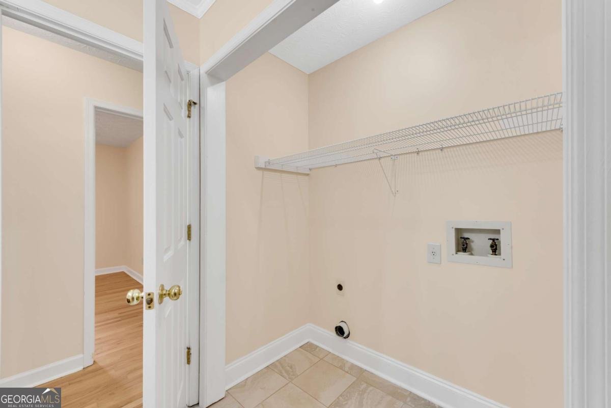 2212 Heritage Trace View Marietta - 13