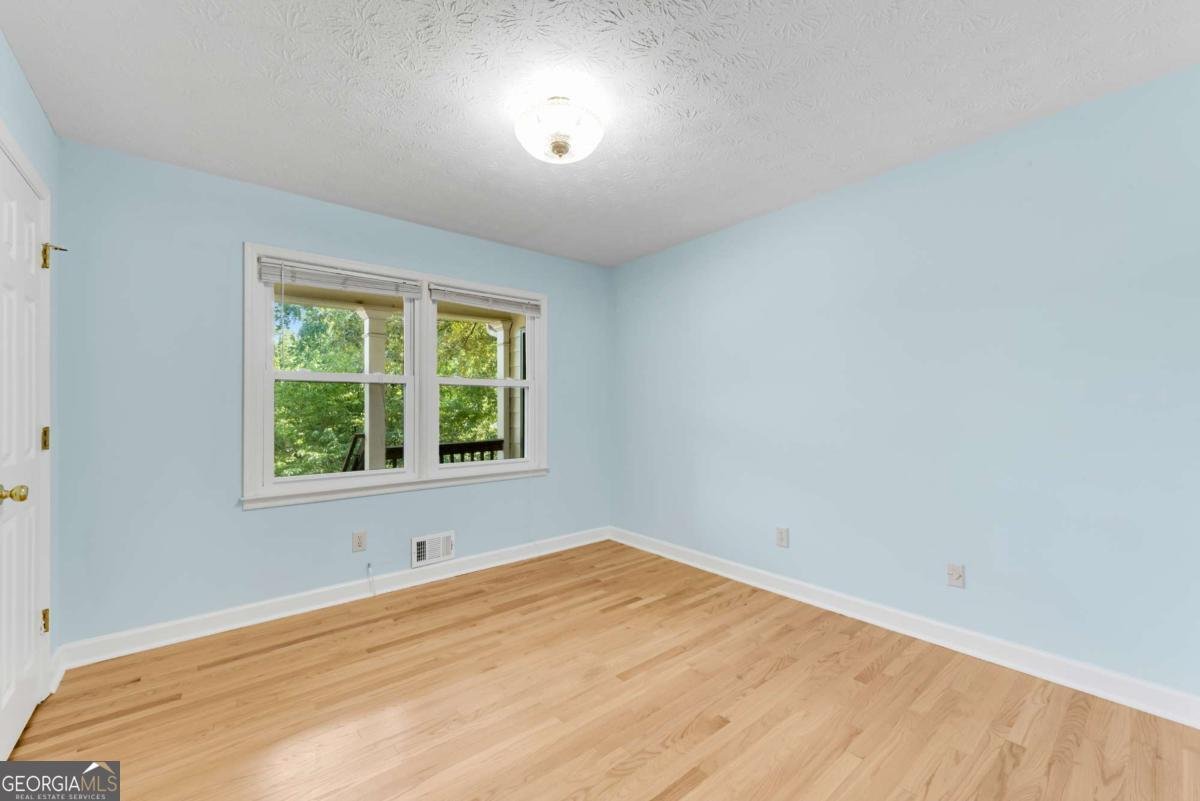 2212 Heritage Trace View Marietta - 9