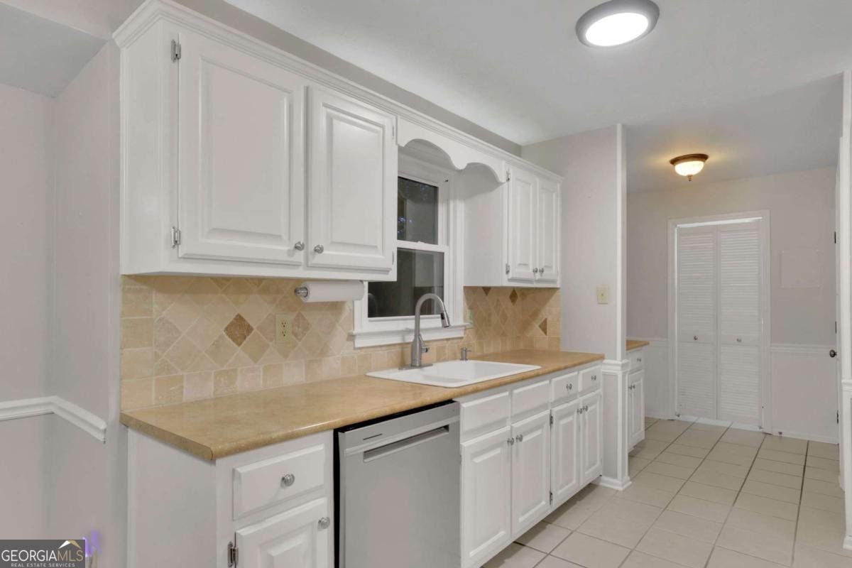 1919 Waterton Court Grayson - 15