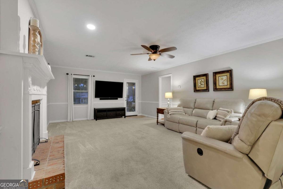 1919 Waterton Court Grayson - 8