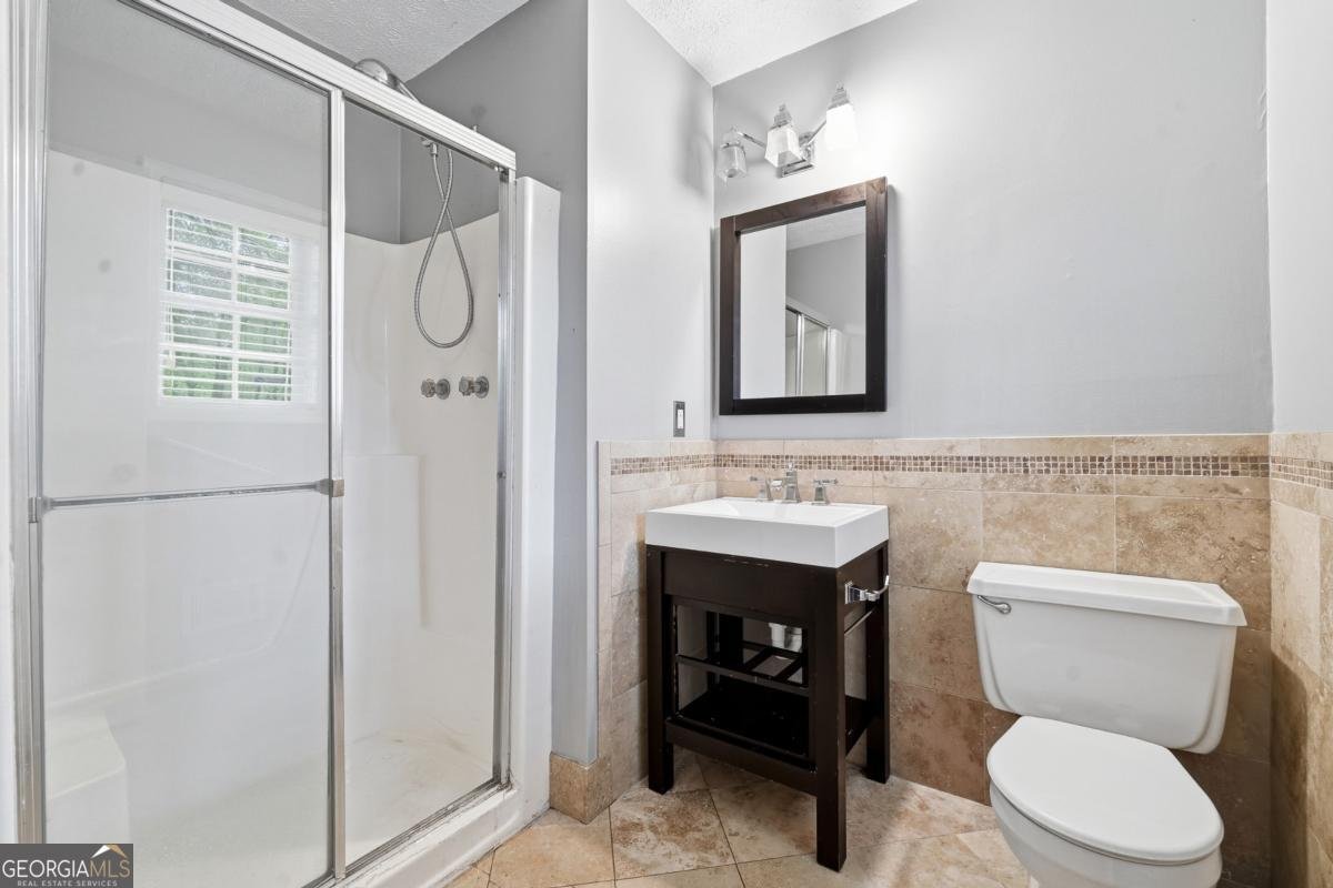 190 Crestwood Court Alpharetta - 3