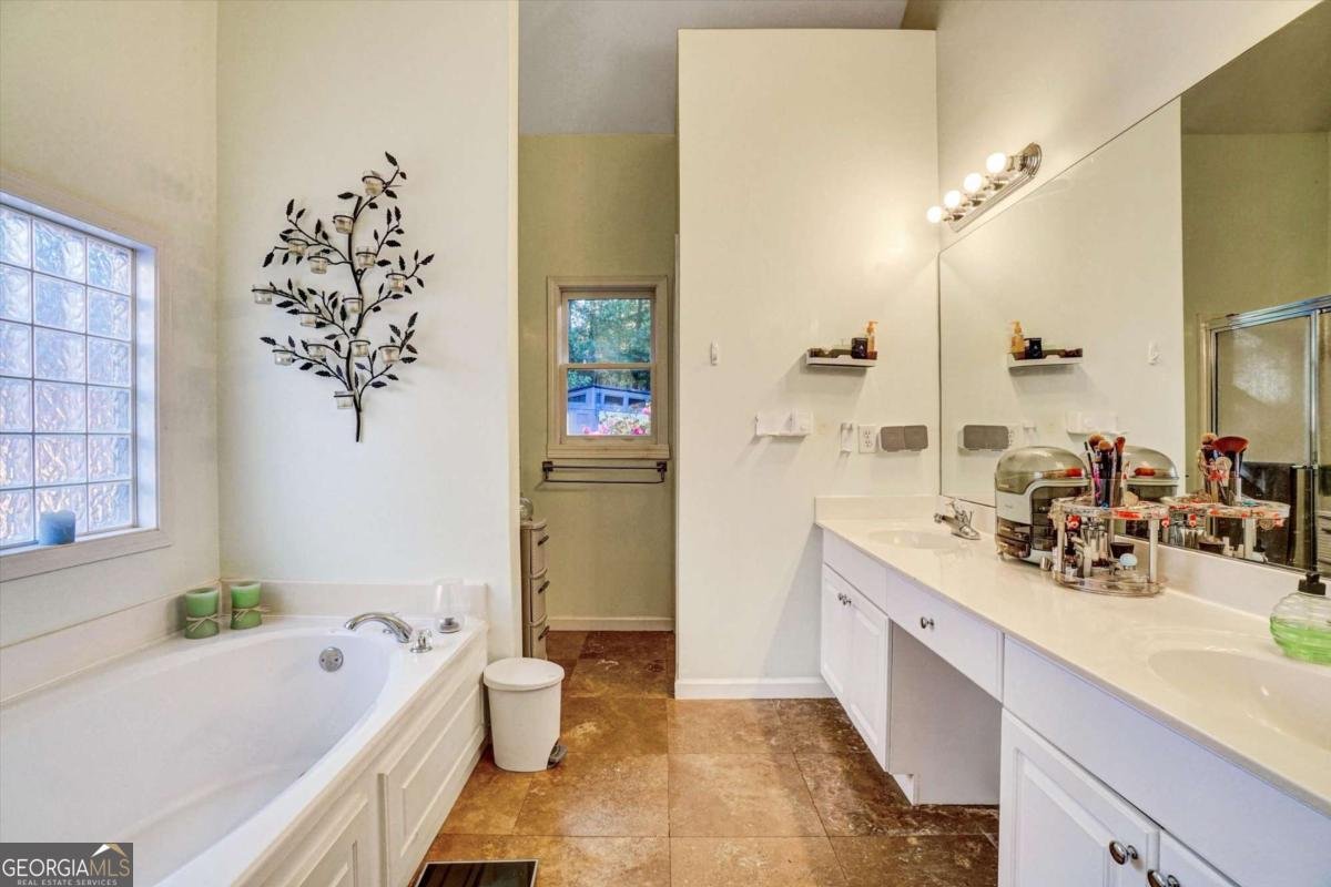 331 Laurel Glen Crossing Canton - 32