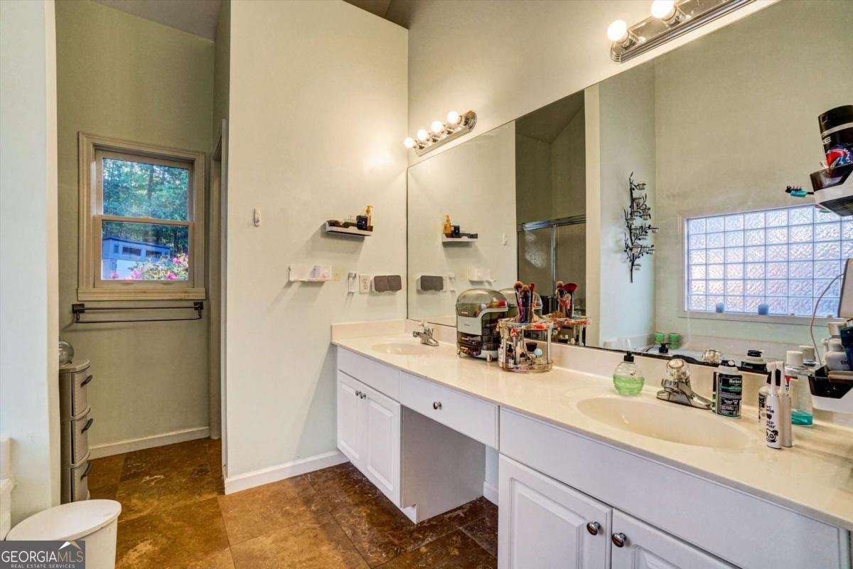 331 Laurel Glen Crossing Canton - 33