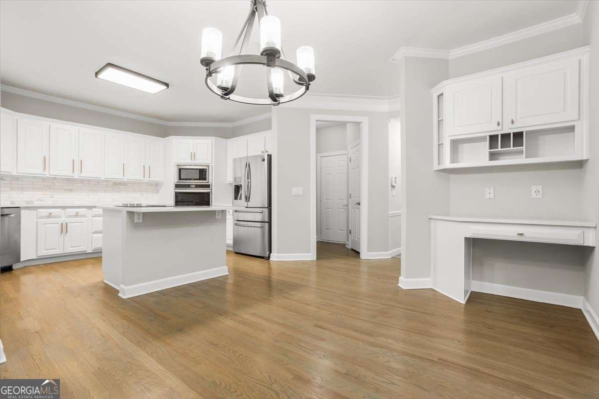 3425 Kingsland Circle Berkeley Lake - 12