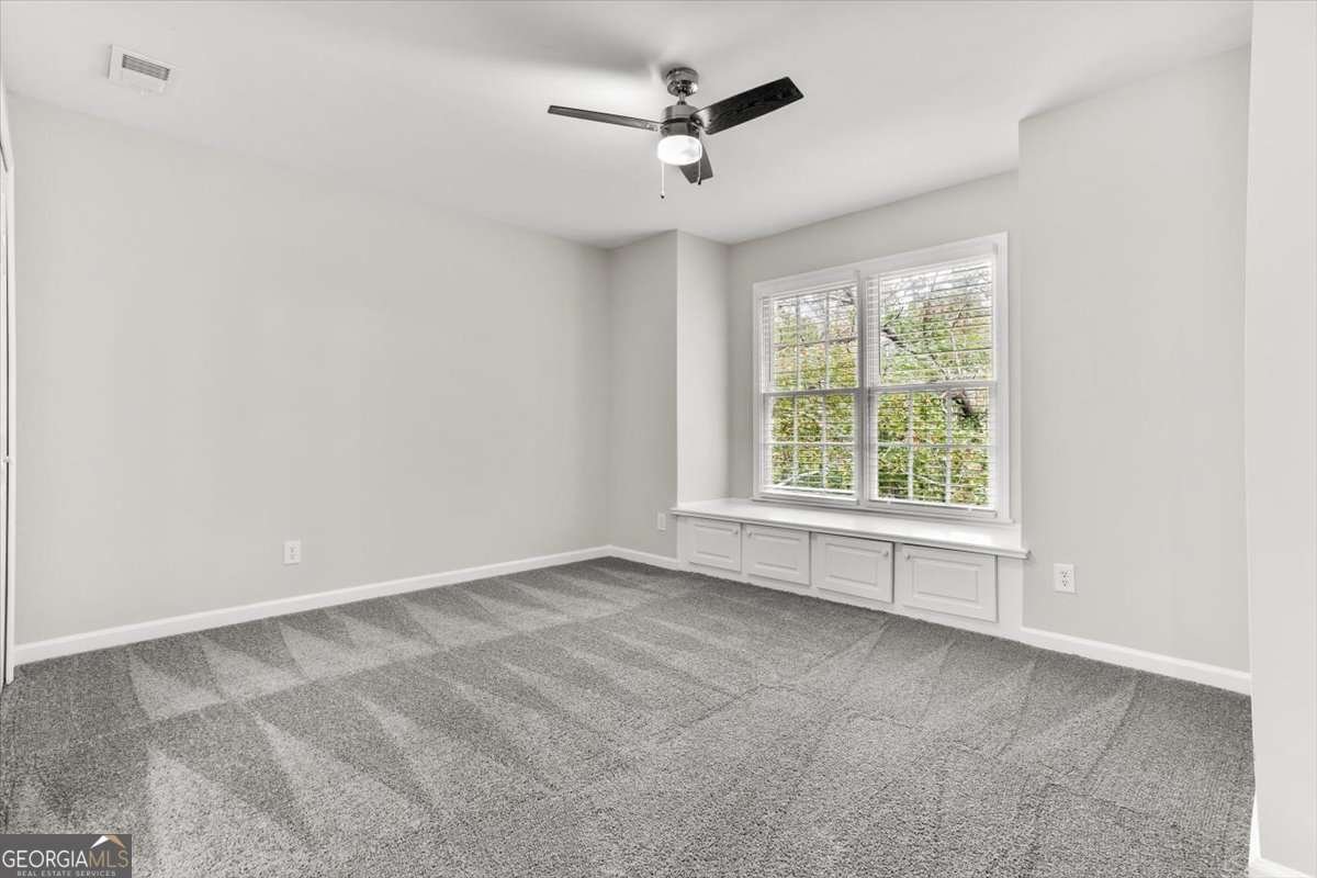 3425 Kingsland Circle Berkeley Lake - 33