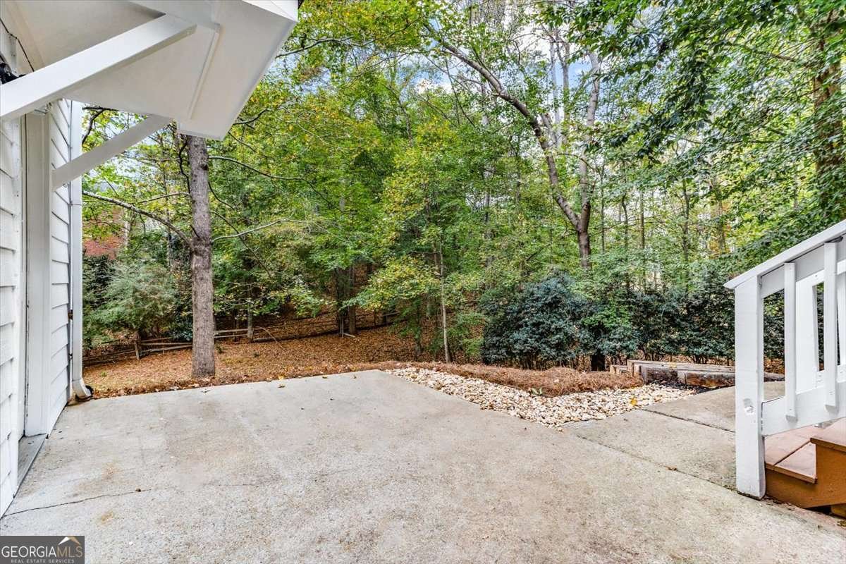 3425 Kingsland Circle Berkeley Lake - 44