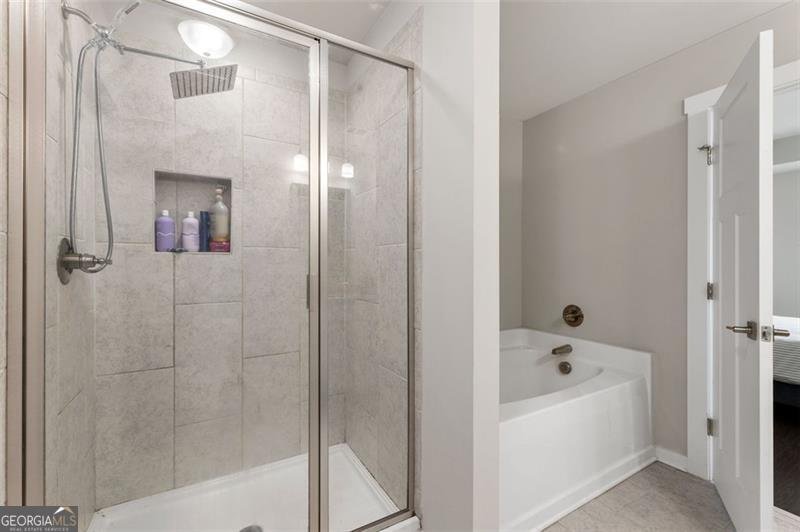 268 PERRY POINT Run Lawrenceville - 16