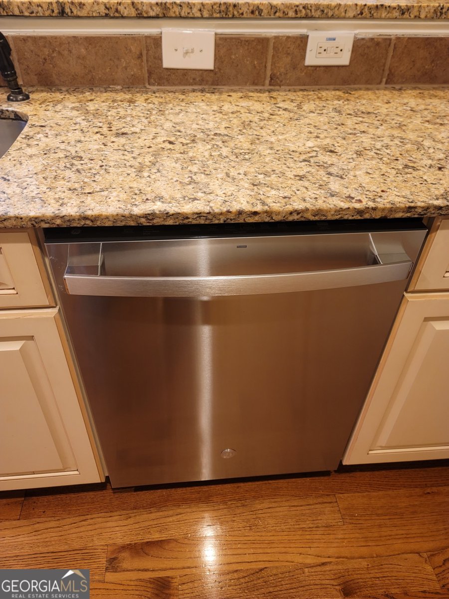 1333 Eubanks Avenue East Point - 10