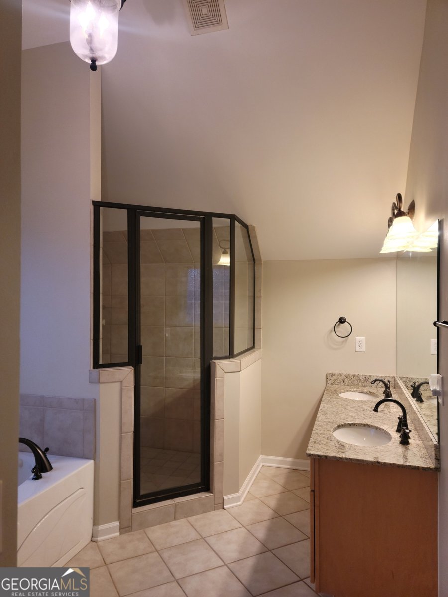 1333 Eubanks Avenue East Point - 12