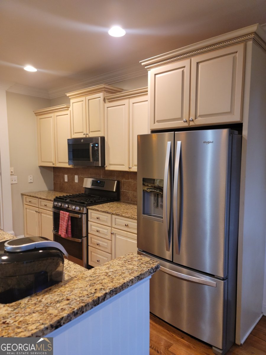 1333 Eubanks Avenue East Point - 34