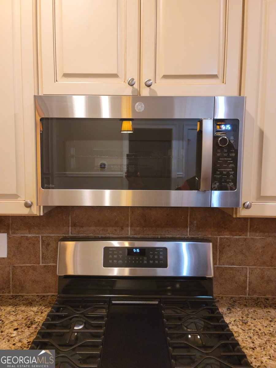 1333 Eubanks Avenue East Point - 36