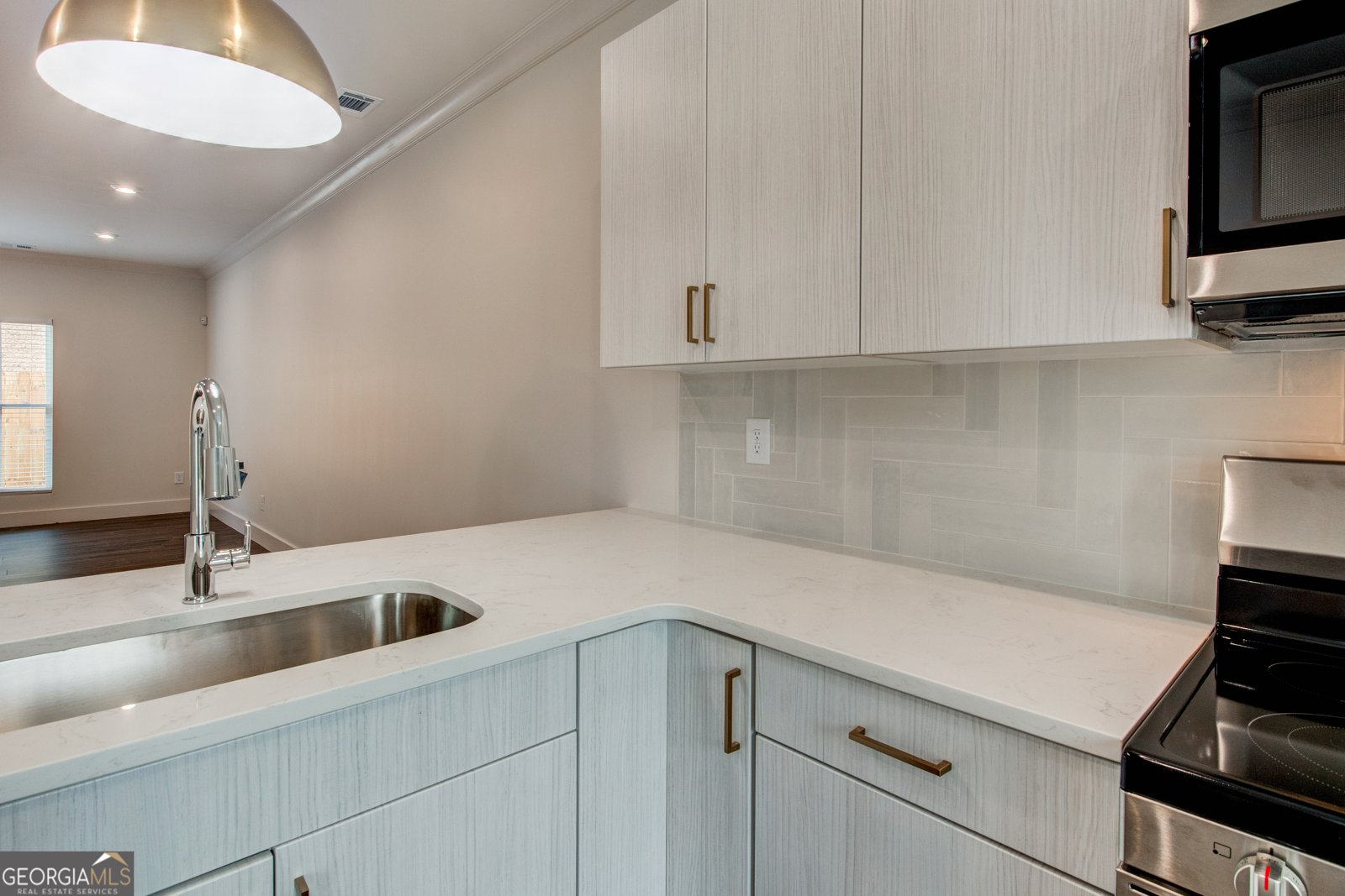 85 Chateau Drive Rome - 8