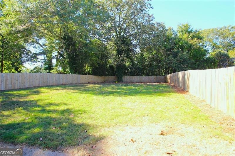 361 Elizabeth Street Commerce - 21