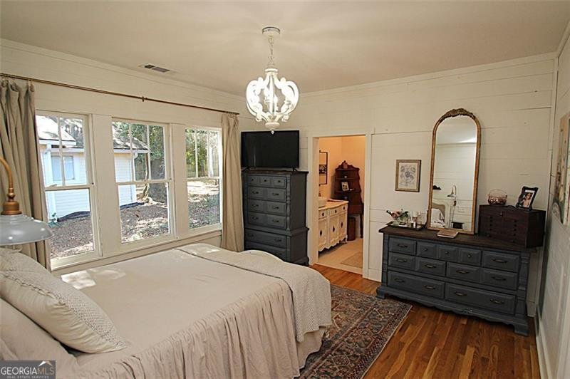 361 Elizabeth Street Commerce - 42