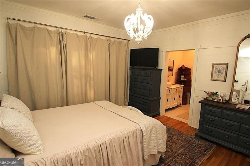 361 Elizabeth Street Commerce - 43