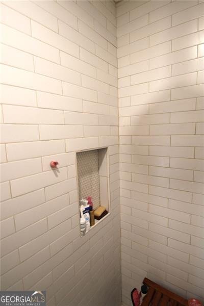 361 Elizabeth Street Commerce - 55