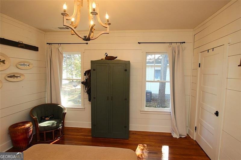 361 Elizabeth Street Commerce - 58