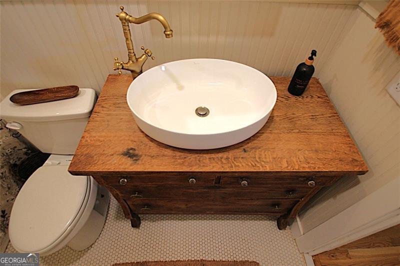 361 Elizabeth Street Commerce - 64