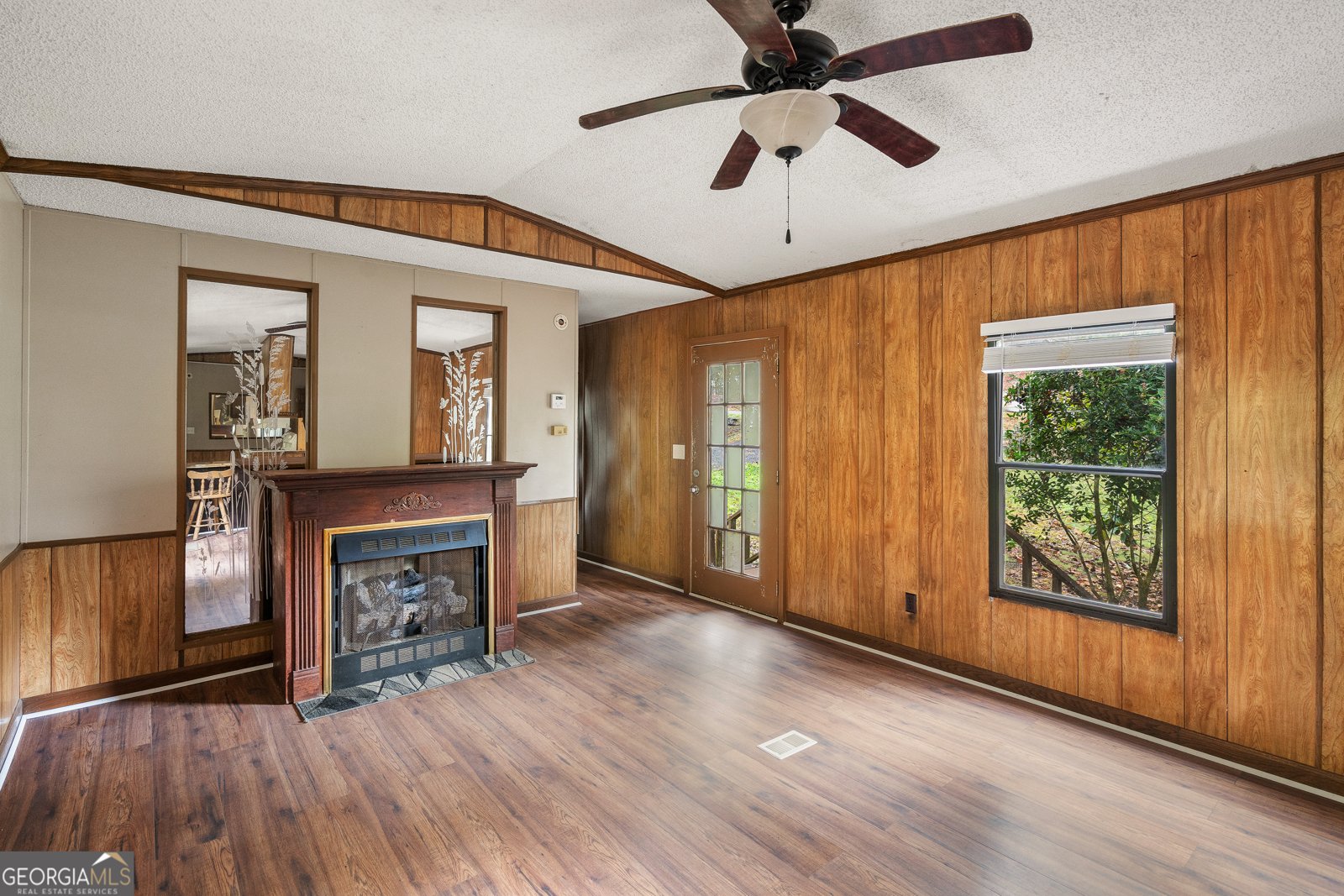 207 Squirrel Avenue Cohutta - 4