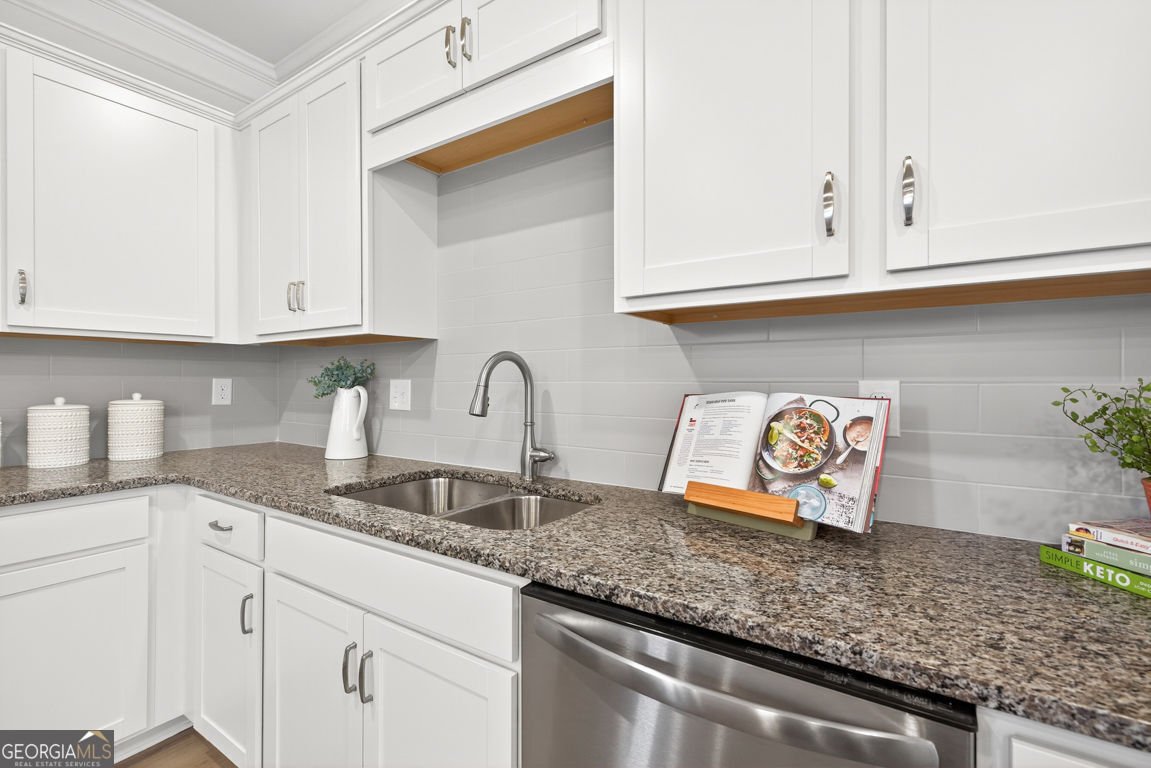 1002 Stiles Circle Cartersville - 8