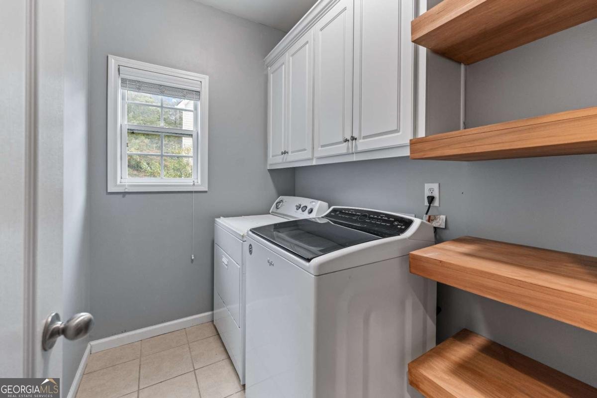 943 Mason Lee Avenue Loganville - 22