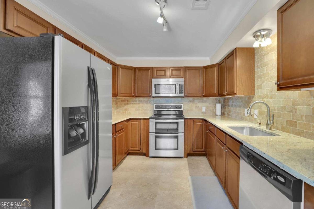 2325 Mountain Road Alpharetta - 30