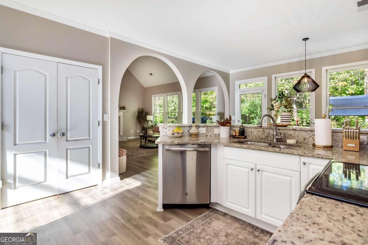 4231 Moccasin Trail Woodstock - 11