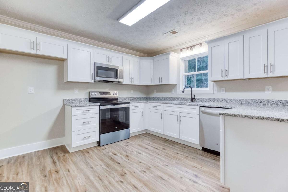 4085 Fawn Valley Drive Loganville - 23