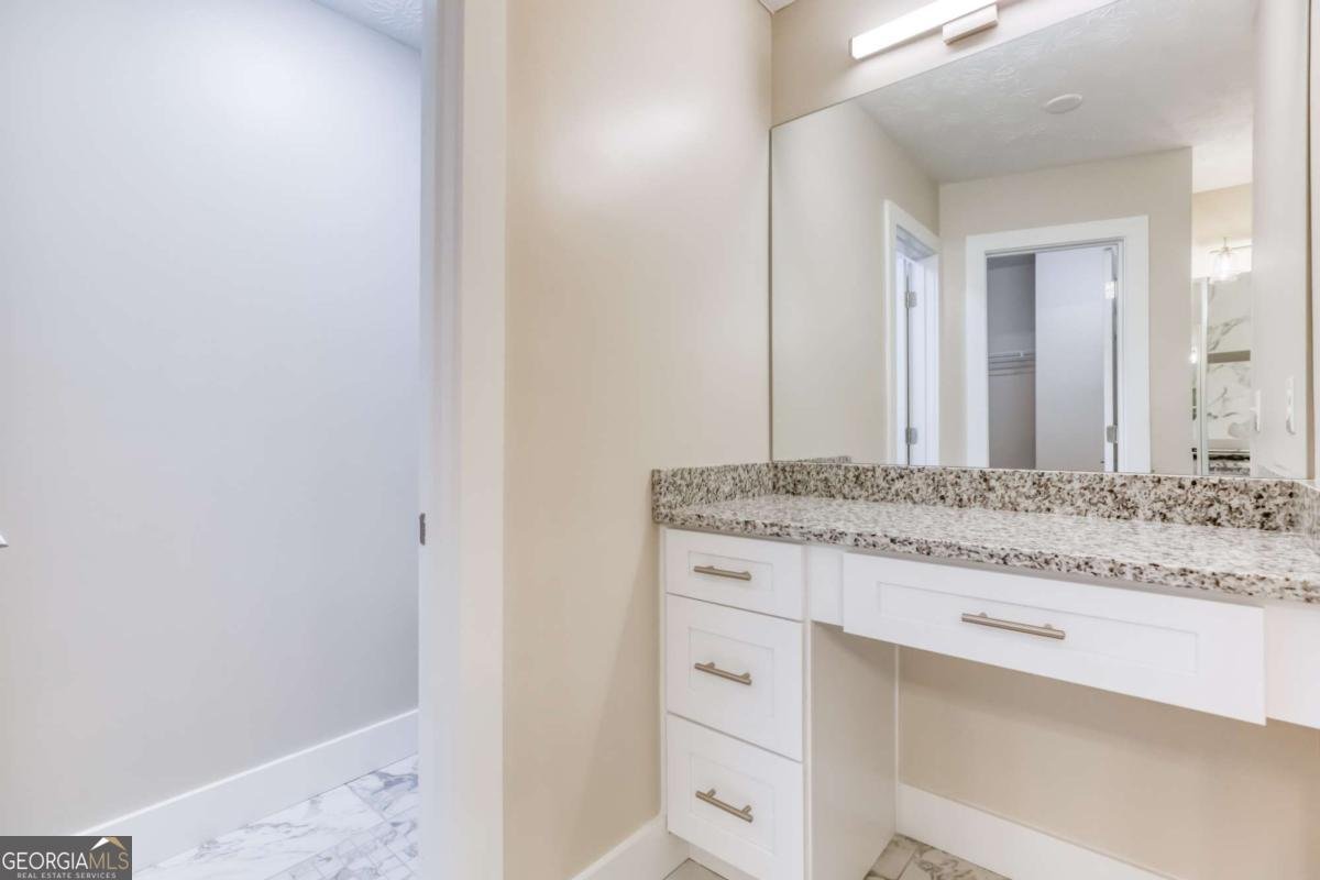 4085 Fawn Valley Drive Loganville - 34