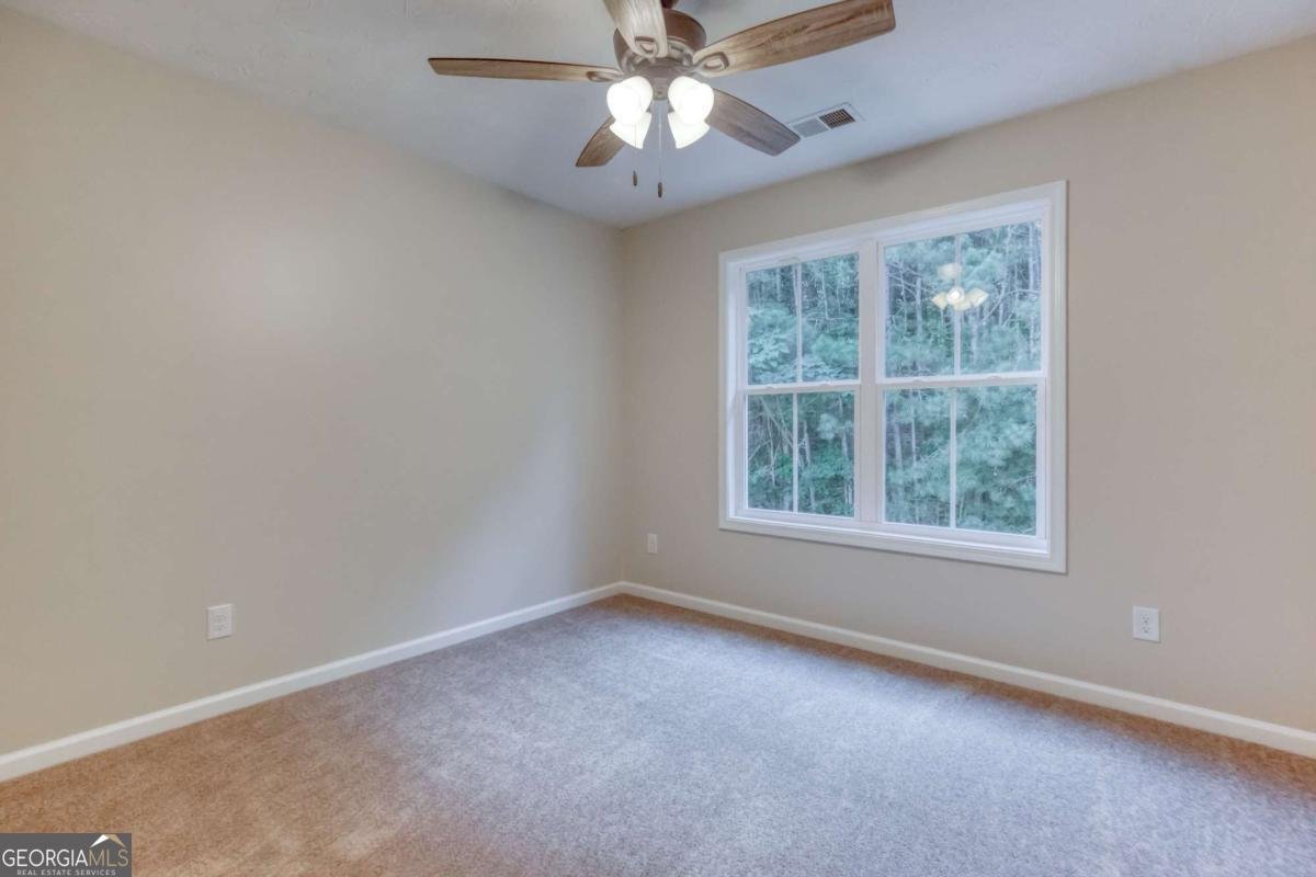 4085 Fawn Valley Drive Loganville - 43