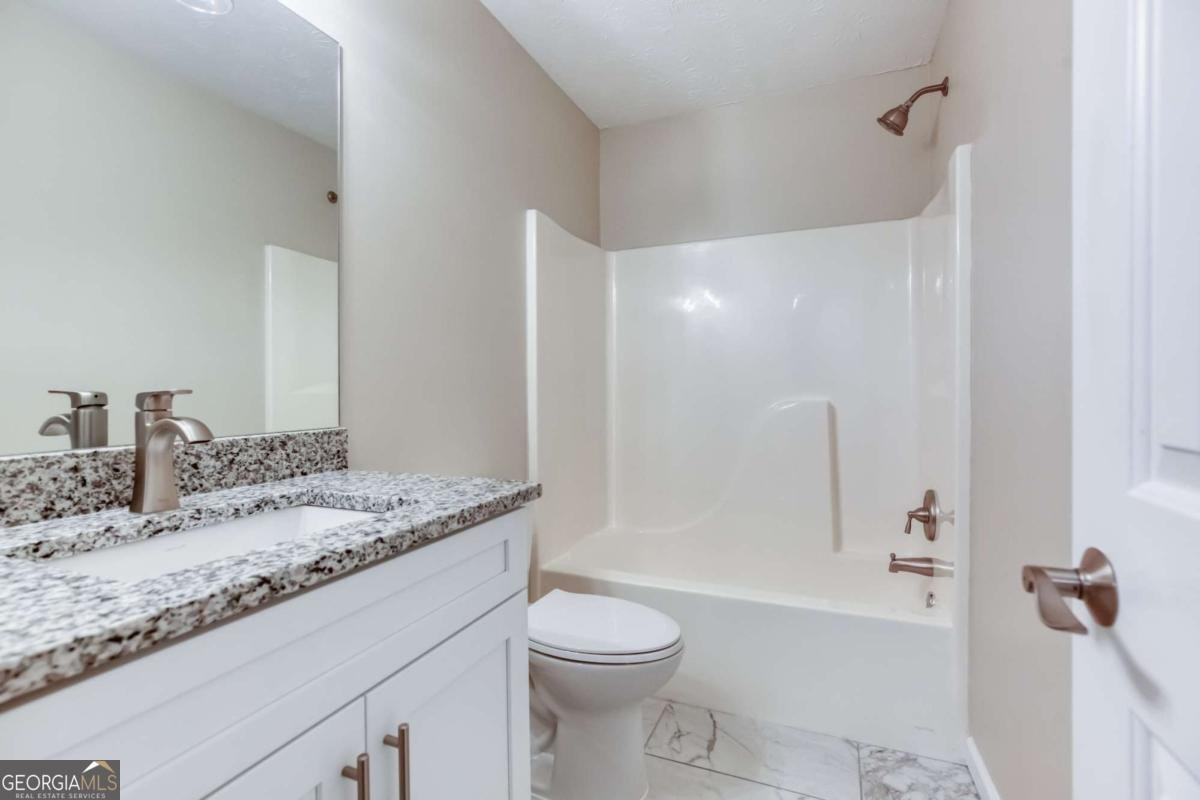 4085 Fawn Valley Drive Loganville - 45