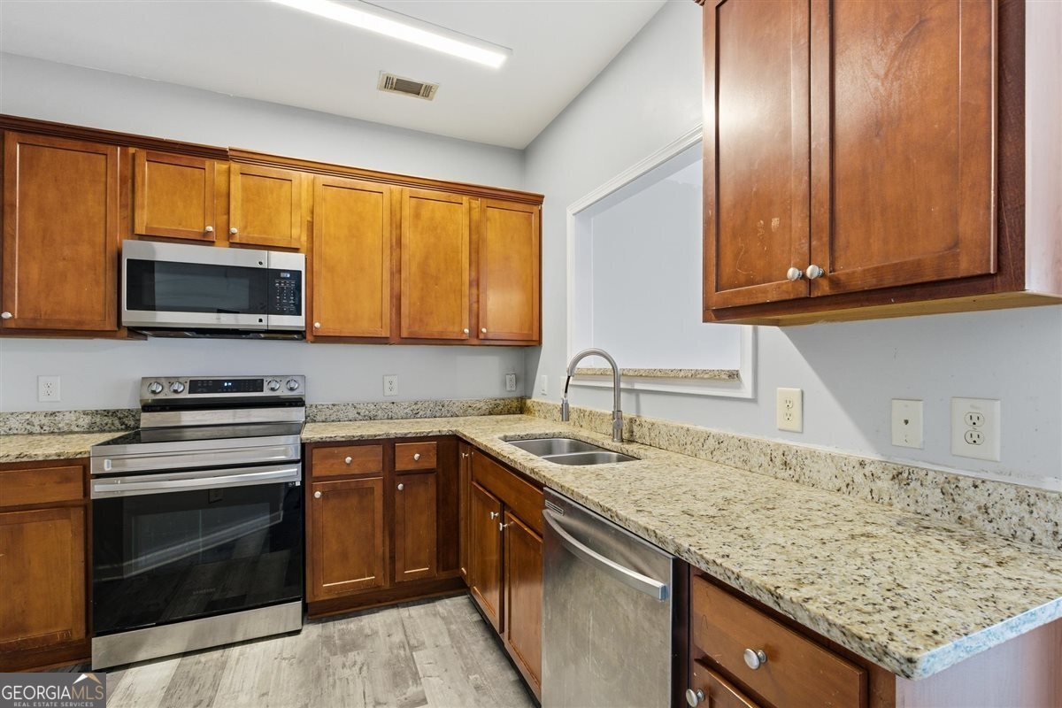 2252 Oakland Downs Way Lawrenceville - 1