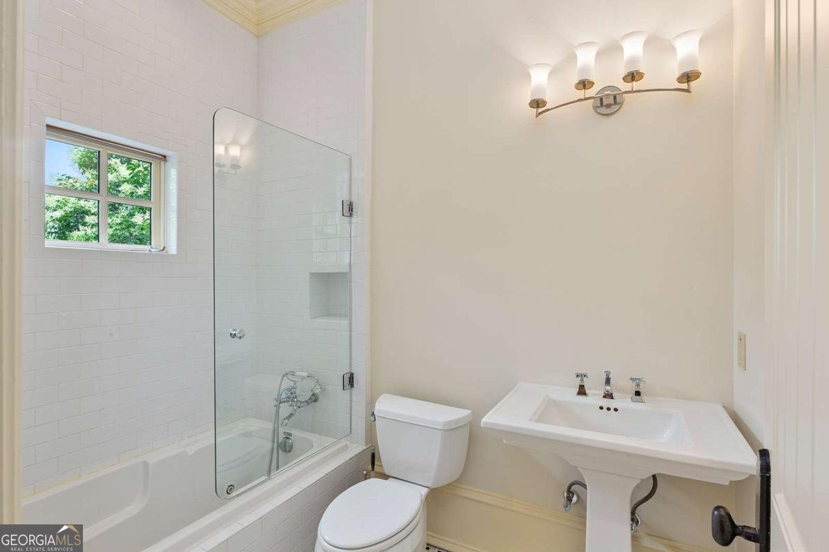 1640 Nottingham Way Atlanta - 36