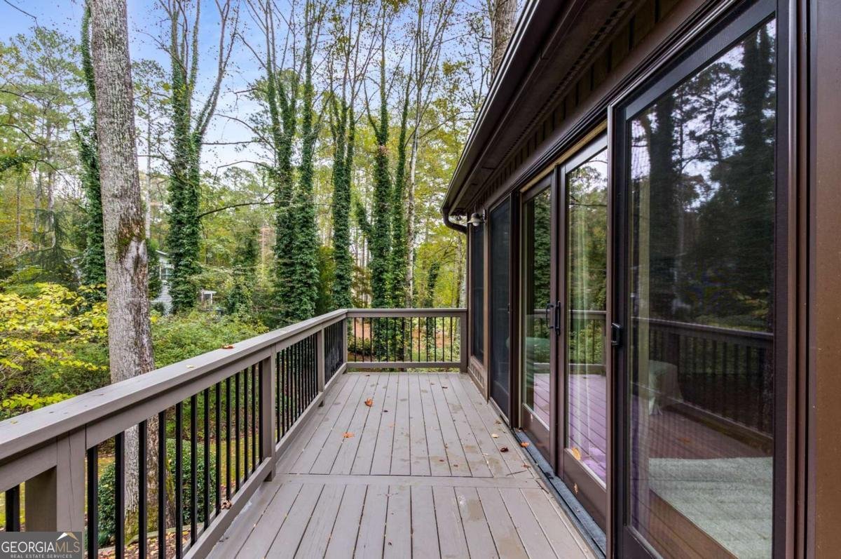 930 Tiber Circle Alpharetta - 17