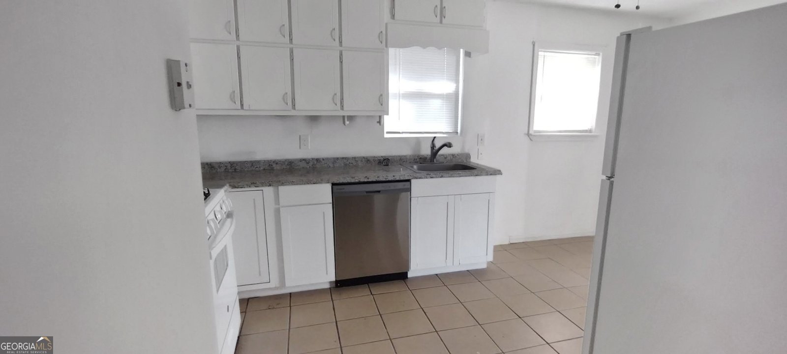 105 Anne Street Hampton - 2