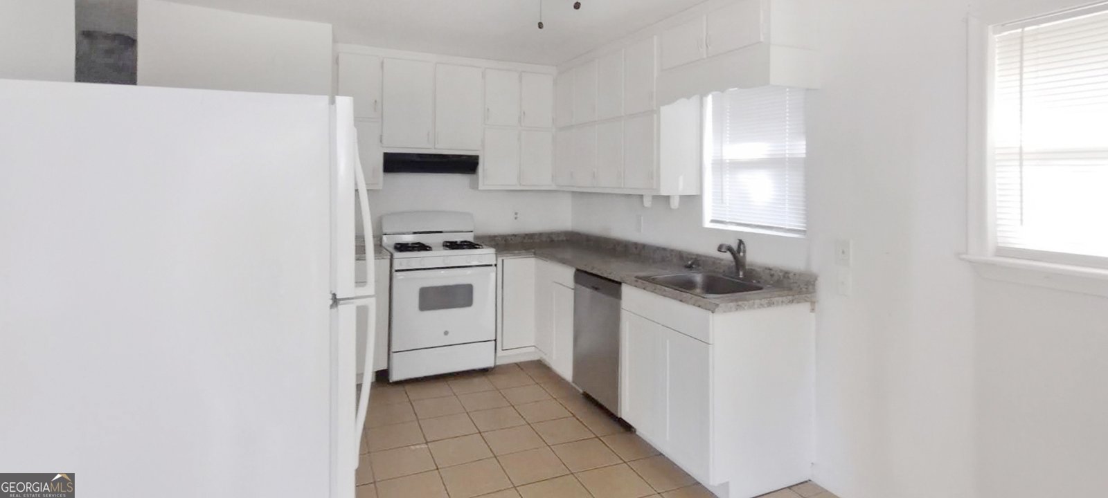 105 Anne Street Hampton - 4