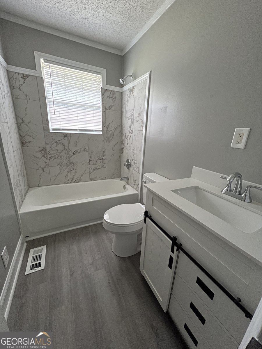 232 North Street Gray - 12