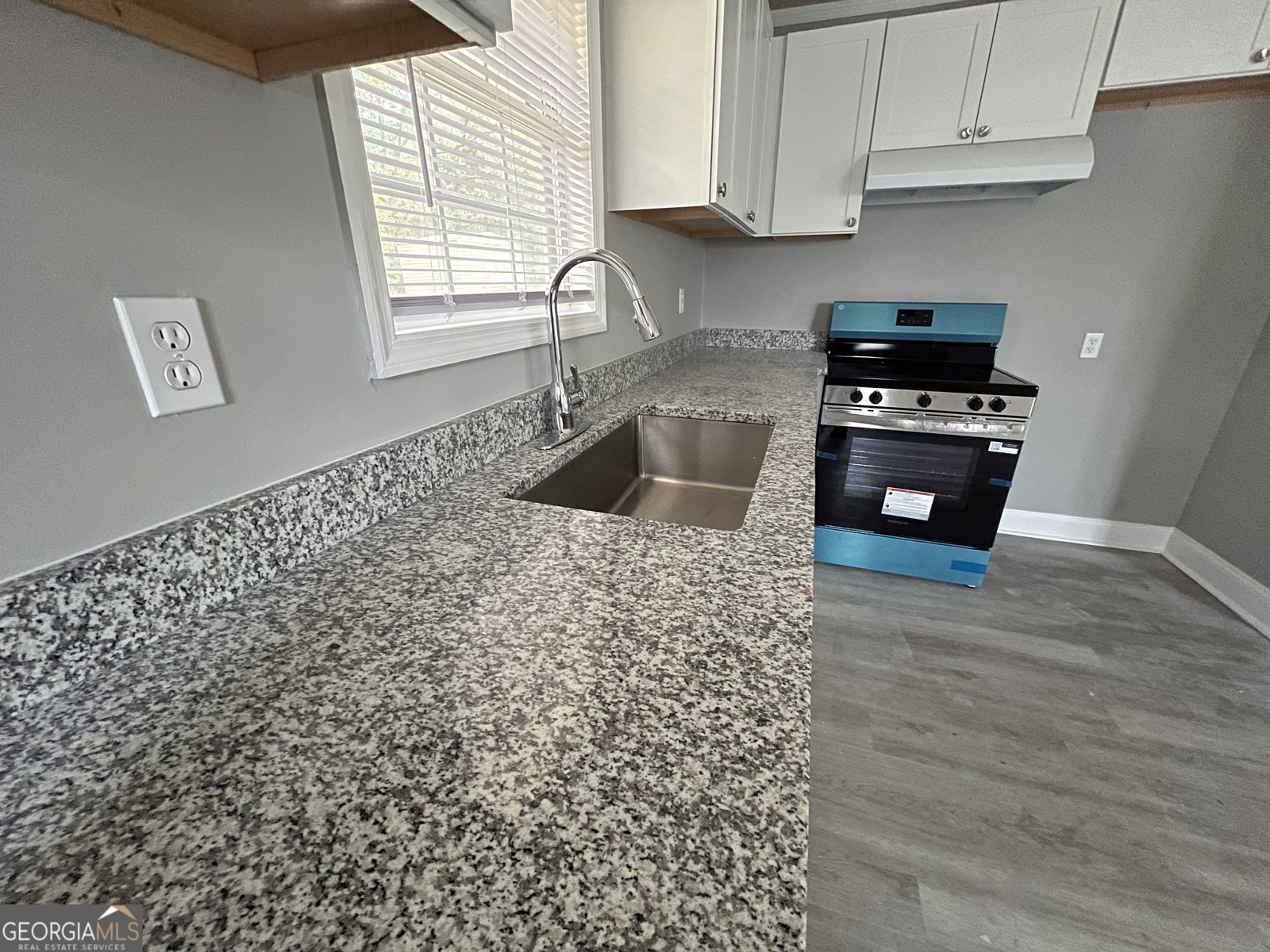 232 North Street Gray - 4