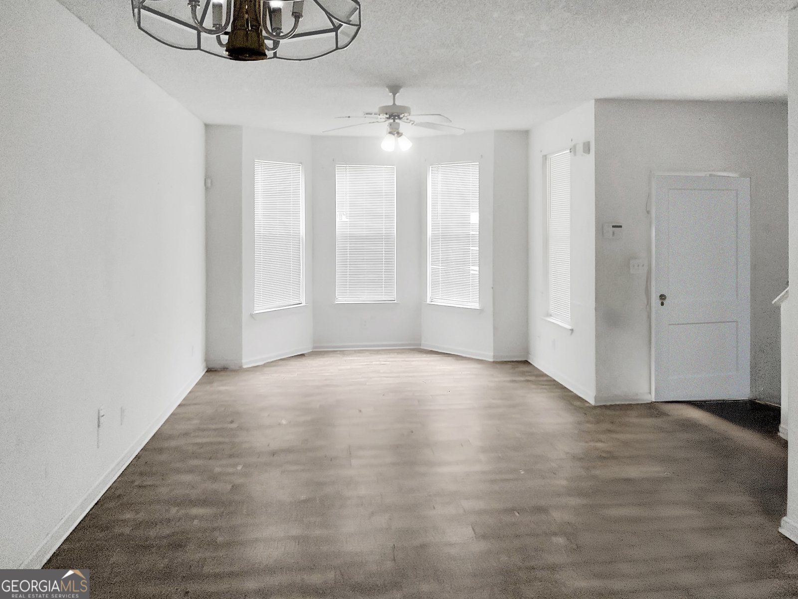 6710 Sunset Hills Boulevard Rex - 5