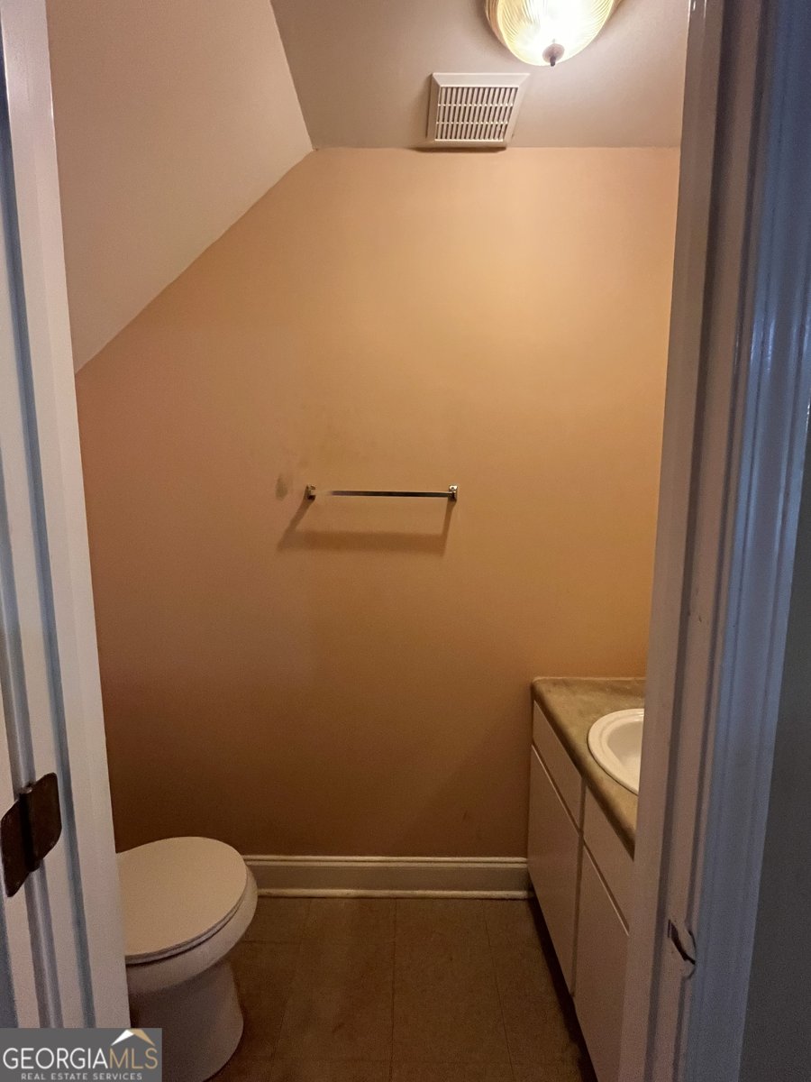 312 Louise Lane Griffin - 4