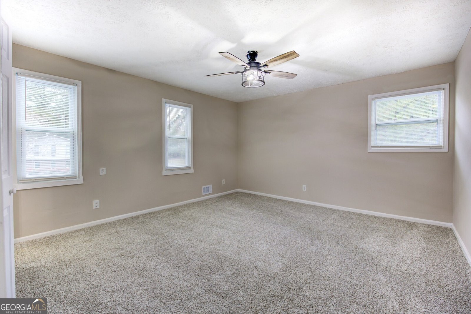 3073 Kathy Lane Conyers - 24