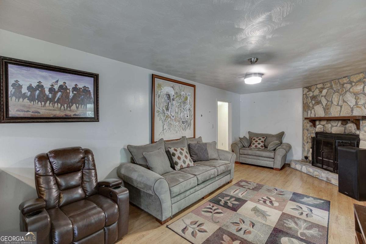 3958 RIVER Road Ellenwood - 16