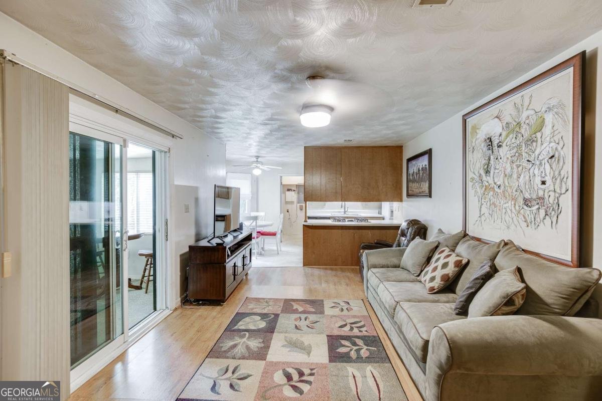 3958 RIVER Road Ellenwood - 19