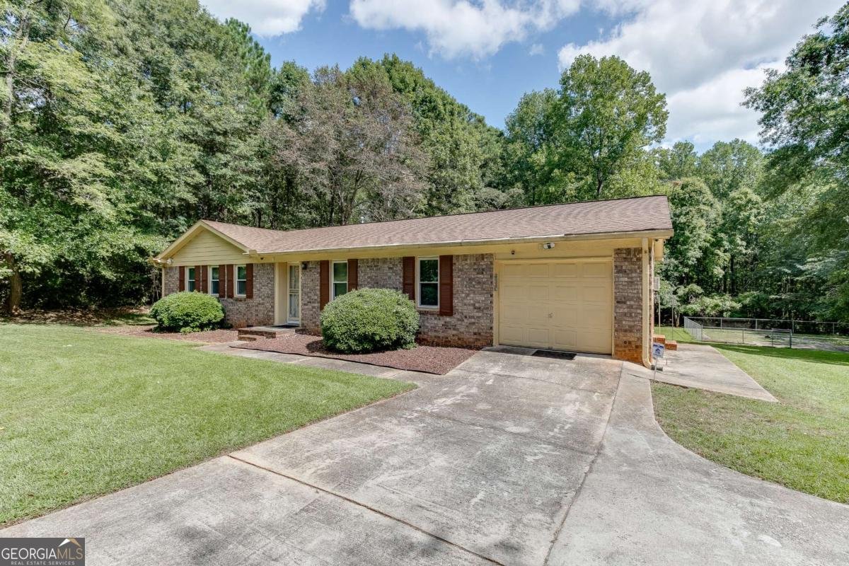 3958 RIVER Road Ellenwood - 2