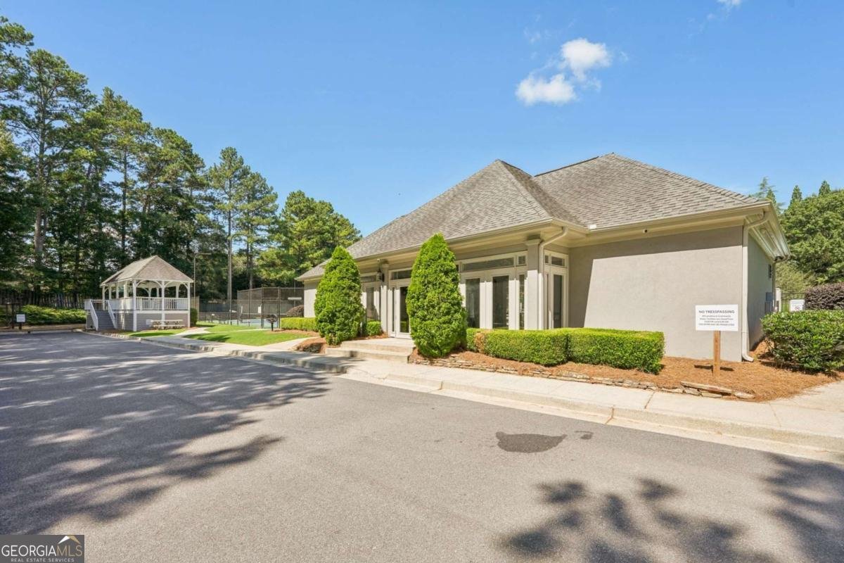 4592 Campenille Court Suwanee - 75